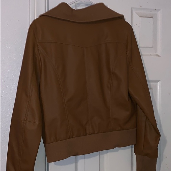 Brown leather jacket - Picture 3 of 3